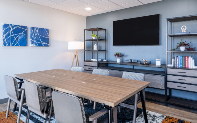 Atwell Suites Austin Airport by IHG