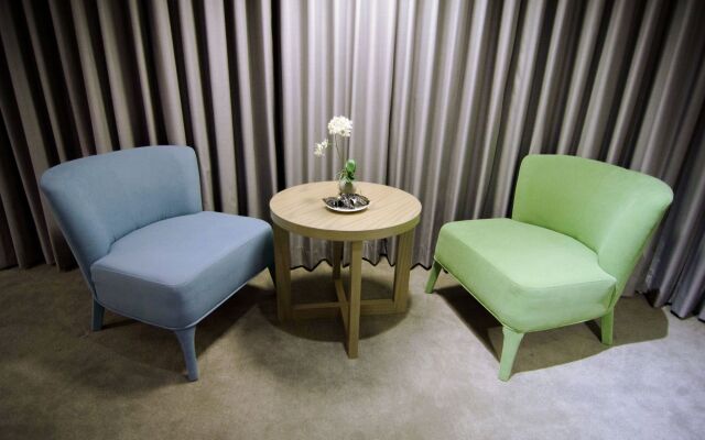 Gogo Hotel 38