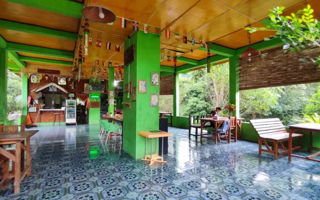 Green Forest Tangkahan
