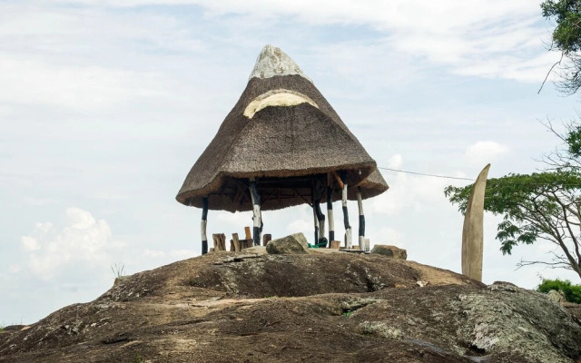 Kijuura Lodge