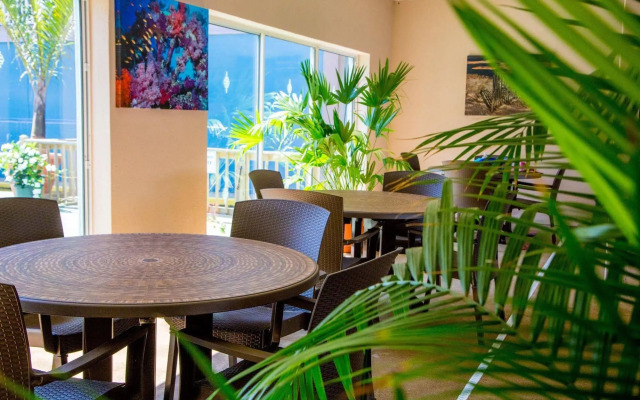 Flagship Oceanfront Hotel