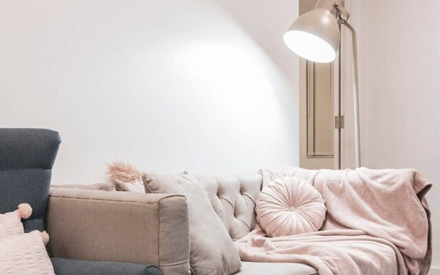 A19 Darling Harbour 2 BDR APT