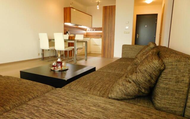 Panorama City - Center near EUROVEA