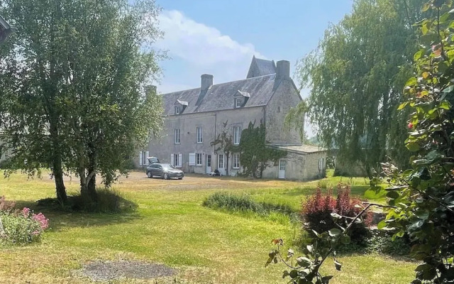 Ferme fortifiée d Enguenard