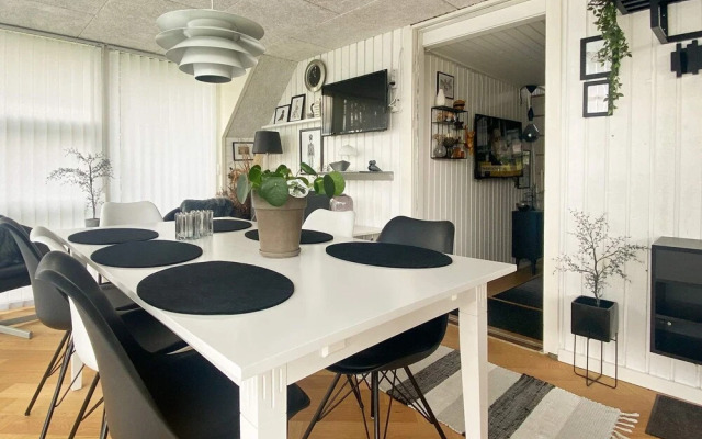 Quaint Holiday Home in Hemmet near Beach