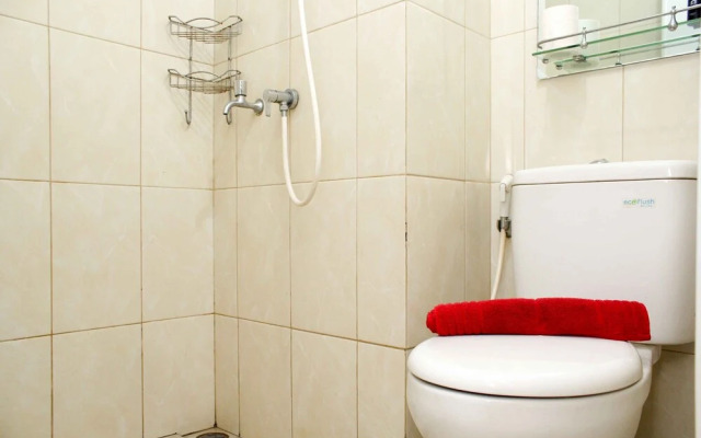 Cozy And Nice Studio Apartment At Springlake Summarecon Bekasi