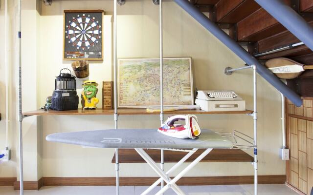 Near Shopping Mall/Old Town R.