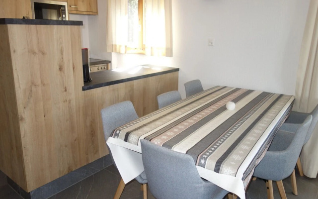 Apartment With Free Shuttle