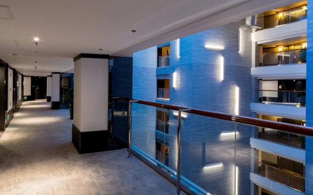 Jingguang Center Apartment