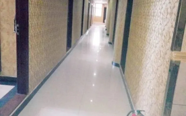 Dazhu Hongcheng E-sports Hotel