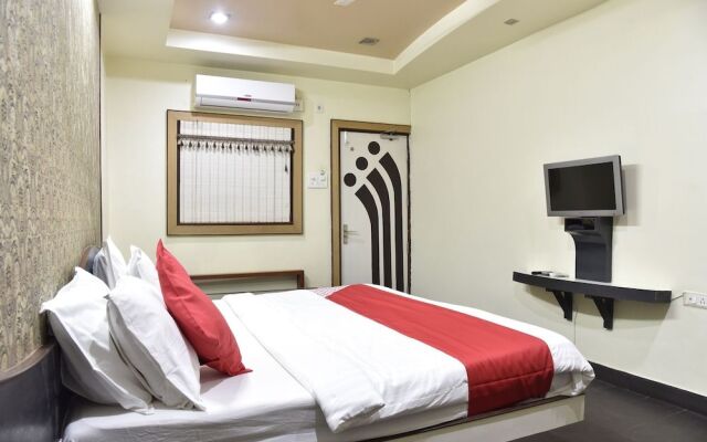 Oyo 49896 Hotel Ic Inn