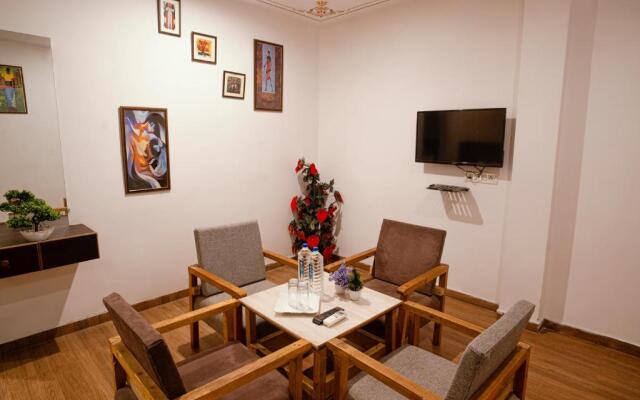 Tripli Hotels Arunoday Palace