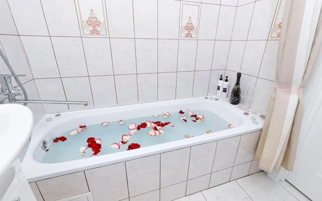 Апартаменты на улице Селезнёва 4/13к2