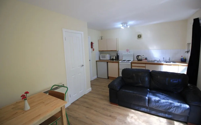Burnbank Lodges