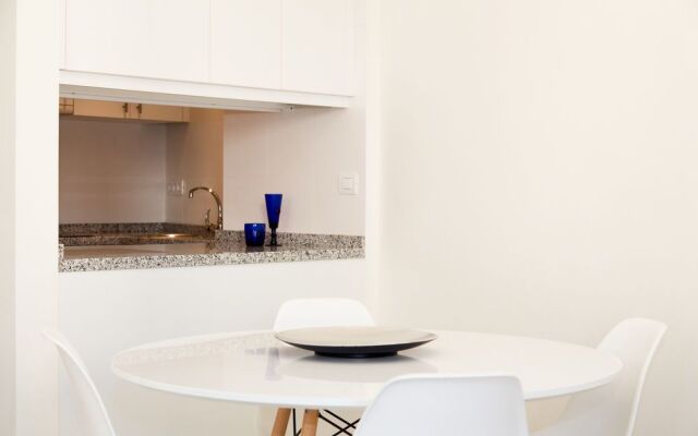 Domopolitan Alcazabilla 15