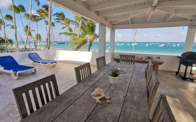 Los Corales Tropical Beach Resort & SPA