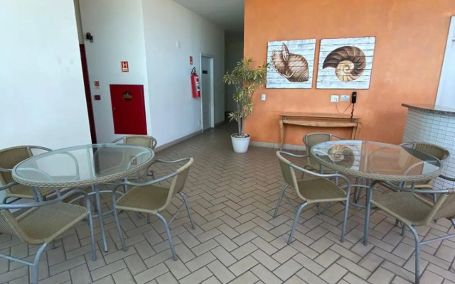 Praia do Canto Apart Hotel