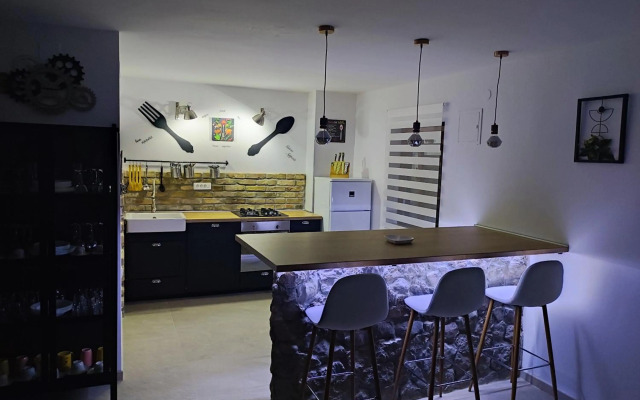 Apartment "King" Cesarica-Karlobag