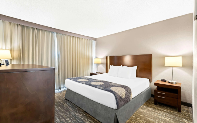 Best Western Yacht Harbor Hotel