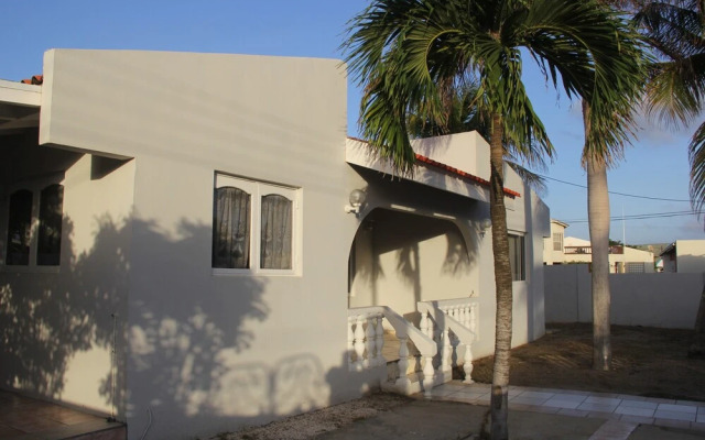 Fitz Aruba 2 Bedroom Home