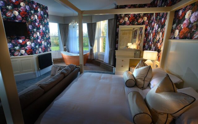 Bartle Hall Country Hotel