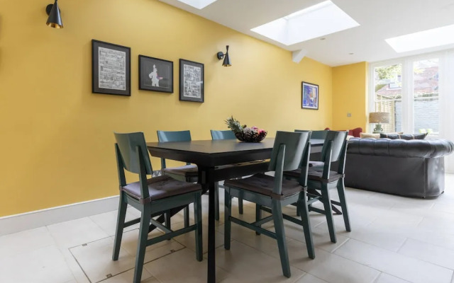 Caithness Road VI by Onefinestay