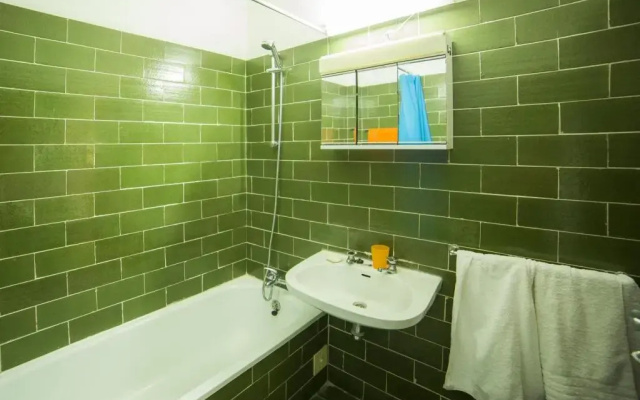 A06 - Seaview 1 Bed Apartment