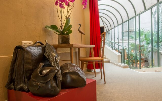 Hôtel Moulin Plaza by Happyculture