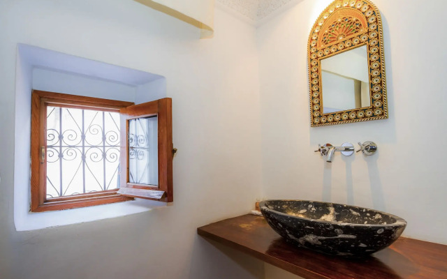 Hotel Blanco Riad