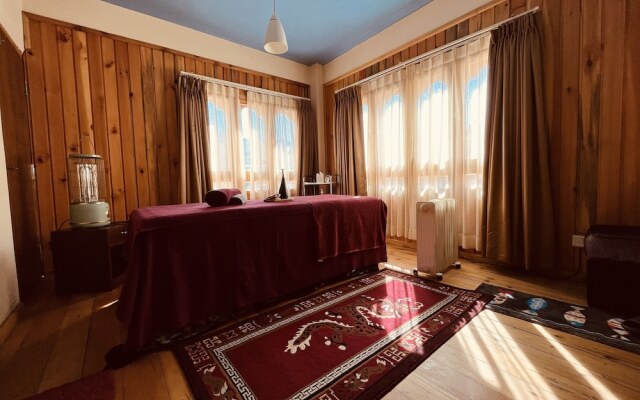 Norbu Healing Hotel