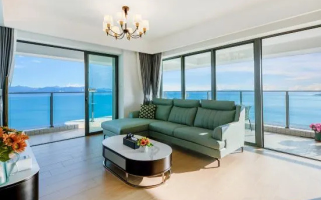 Huizhou Xiaojing Bay Guanhaiju Resort Hotel