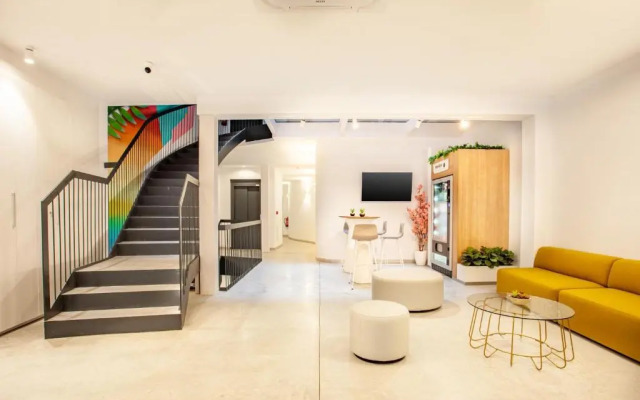 MyFlats Luxury Downtown