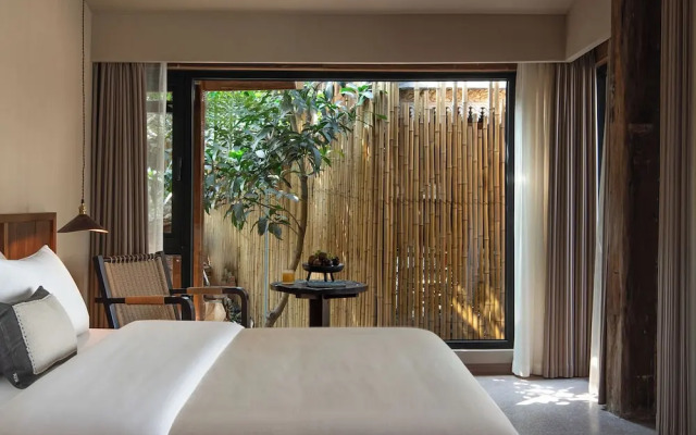 Xishuangbanna Jinghong Hidden in Nature