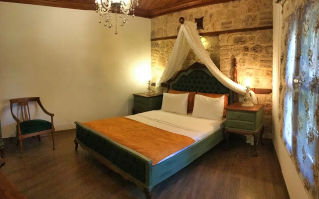 White Garden Hotel
