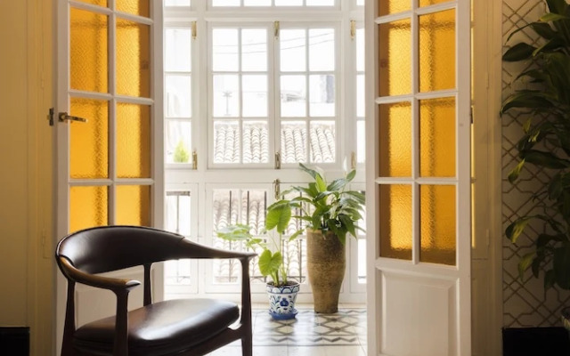 Genteel Home Romanilla