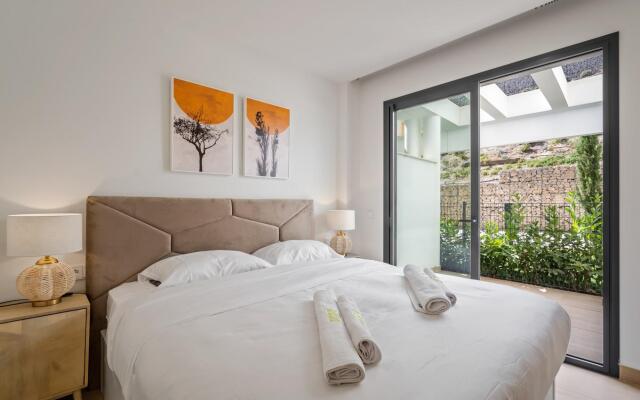 Levi in Fuengirola with 2 bedrooms and 2 bathrooms