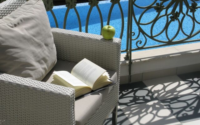 Irida Boutique Hotel