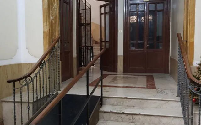 Jonathan Hostel & GuestHouse