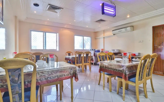 City Hotel by OYO Rooms