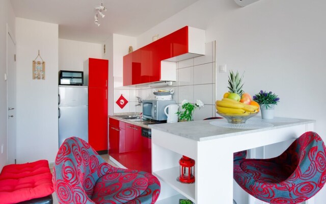 Studio Apartment in Zagreb With Lake Nearby