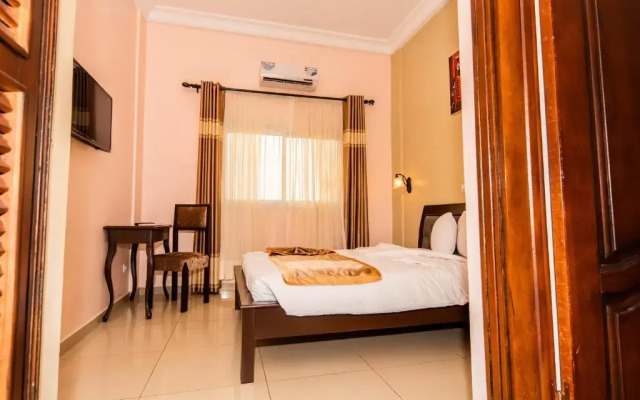 Isis Hotel