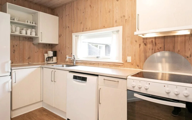 10 Person Holiday Home on a Holiday Park