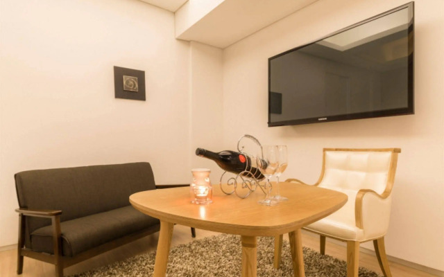 Smart Tourist Hotel