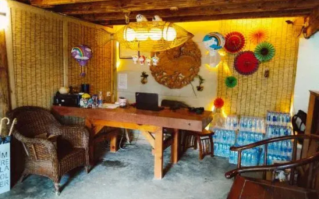 Kaiyuan Fengming Banshan Inn