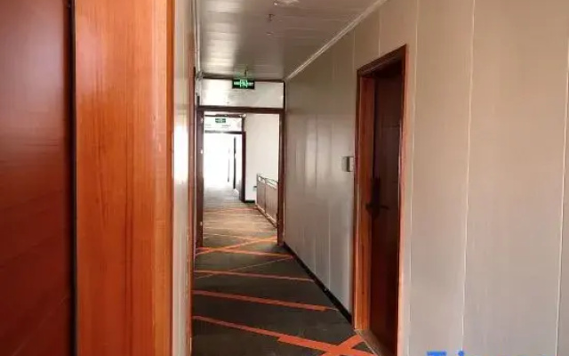 Yishang Hotel (Nanning Xiaojicun Subway Station)