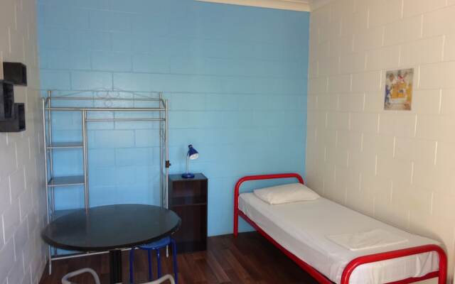 Adventurers Resort - Hostel