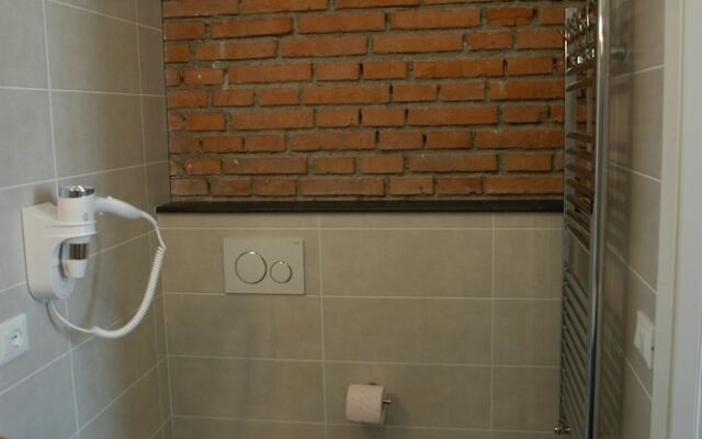 Castello D'Alcontres B&B