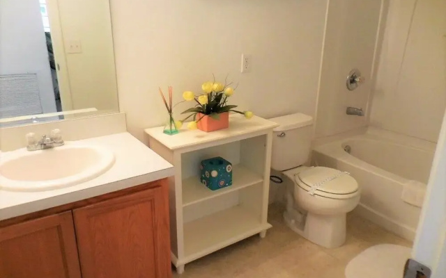 Berkeley Executive - Five Bedroom Home