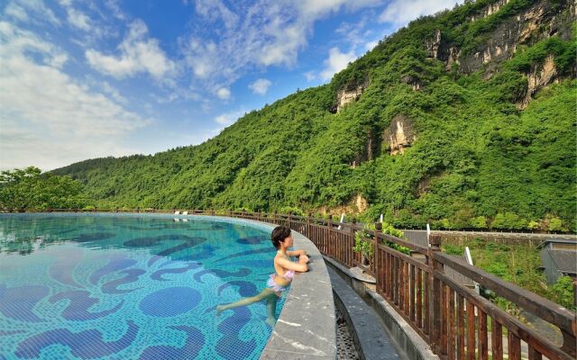 Harmona Resort & Spa Zhangjiajie