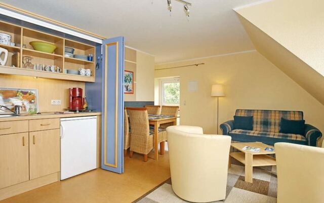 Homely Apartment in Kühlungsborn near Sea Beach